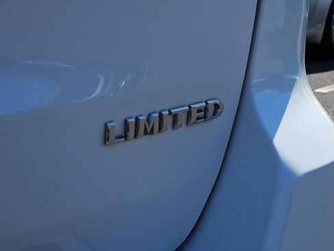 Used 2021 Jeep Grand Cherokee Limited w/ Premium Lighting Group AWD/4WD image 32