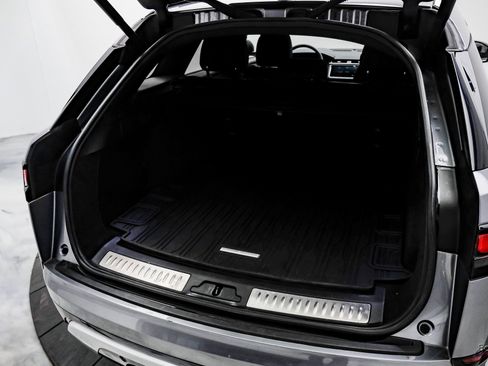 Used 2022 Land Rover Range Rover Velar R-Dynamic S image 86