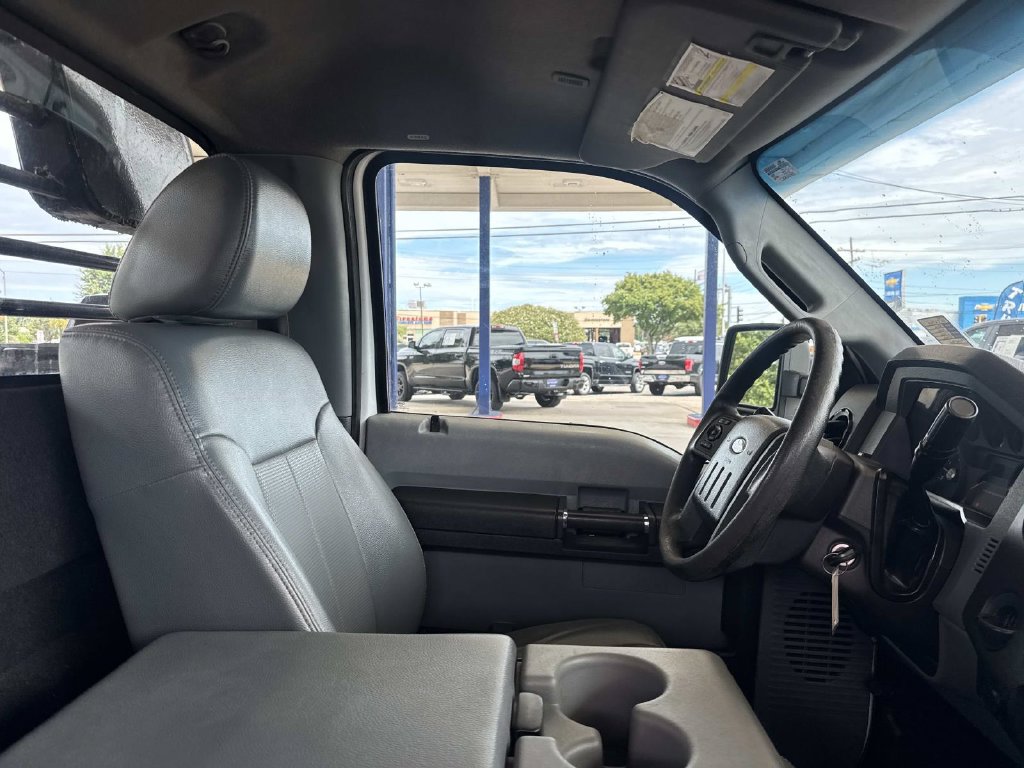 Used 2016 Ford F350 XL w/ Power Equipment Group RWD image 10