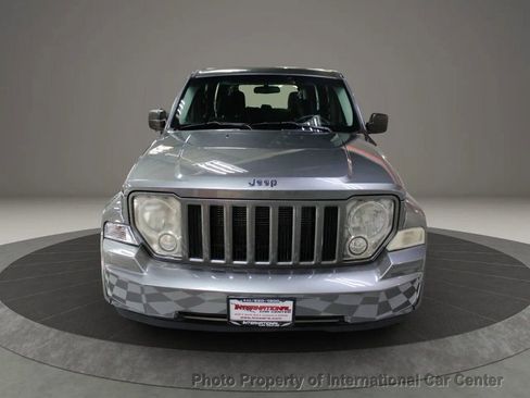 Used 2012 Jeep Liberty Sport image 9