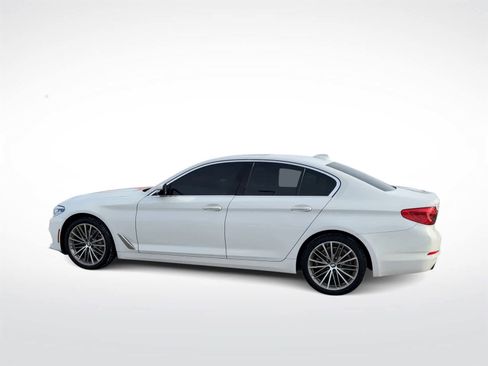 Used 2018 BMW 530i xDrive w/ Premium Package image 6