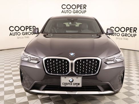Used 2025 BMW X4 xDrive30i w/ Premium Package image 10