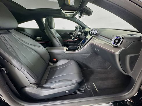 Certified 2024 Mercedes-Benz CLE 300 4MATIC Coupe image 31