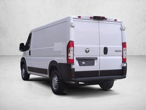 Used 2025 RAM ProMaster 2500 w/ Convenience Group FWD image 8
