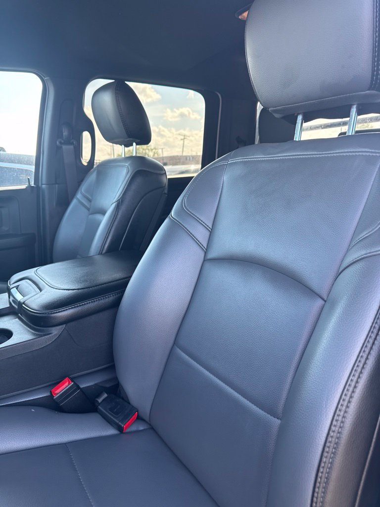 Used 2024 RAM 5500 Tradesman w/ Chrome Appearance Group AWD/4WD image 10