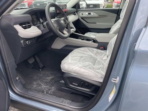 New 2026 Ford Explorer Active w/ Active Comfort Package AWD/4WD image 9