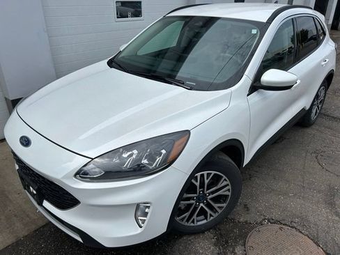 Certified 2020 Ford Escape SEL FWD image 1