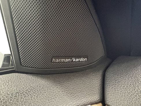 Used 2011 Mercedes-Benz E 350 4MATIC Sedan image 17