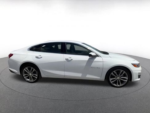 Used 2024 Chevrolet Malibu LT image 16