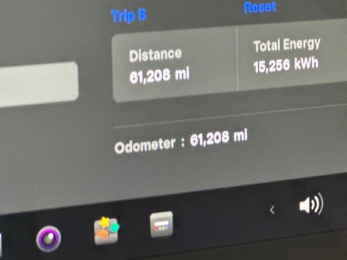 Used 2019 Tesla Model 3 Standard Range Plus image 18