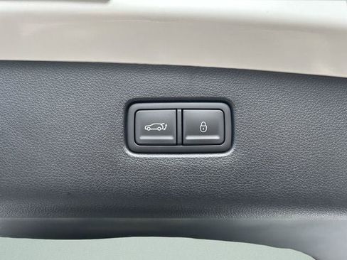 Used 2026 Genesis GV70 2.5T AWD/4WD image 16
