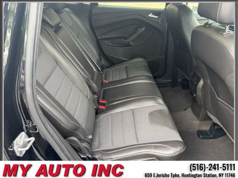 Used 2016 Ford Escape SE w/ SE Chrome Package AWD/4WD image 30