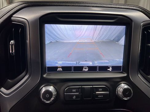 Used 2021 GMC Sierra 1500 SLT image 39