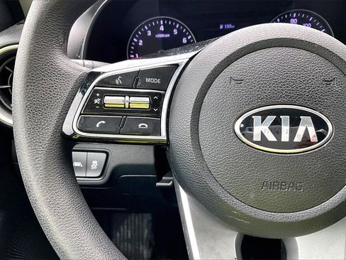 Used 2020 Kia Forte LXS image 15