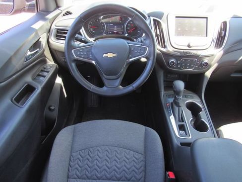 Used 2024 Chevrolet Equinox LT FWD image 18