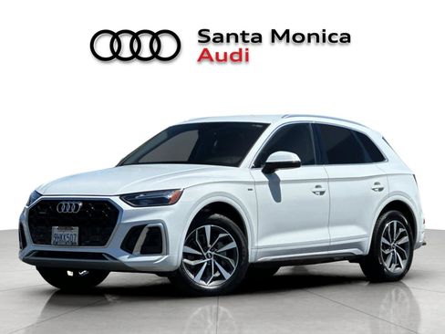 Used 2023 Audi Q5 2.0T Premium w/ Convenience Package AWD/4WD image 1