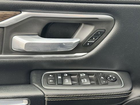 Used 2020 RAM 1500 Laramie image 21