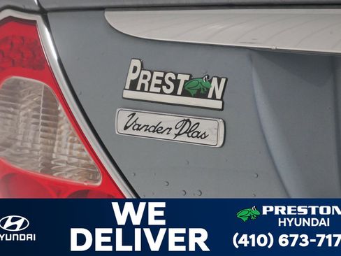 Used 2005 Jaguar XJ Vanden Plas image 23