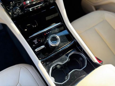 Used 2023 Jeep Grand Cherokee L Limited image 14