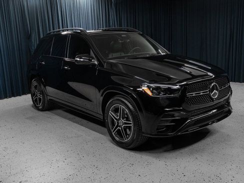 New 2026 Mercedes-Benz GLE 450 4MATIC image 3