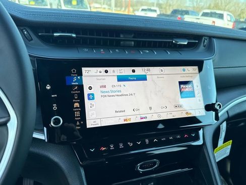 New 2026 Jeep Grand Cherokee Altitude image 20