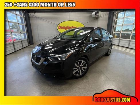 Used 2020 Nissan Versa SV FWD image 1