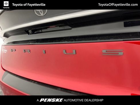 New 2026 Toyota Prius Plug-In Hybrid FWD image 17