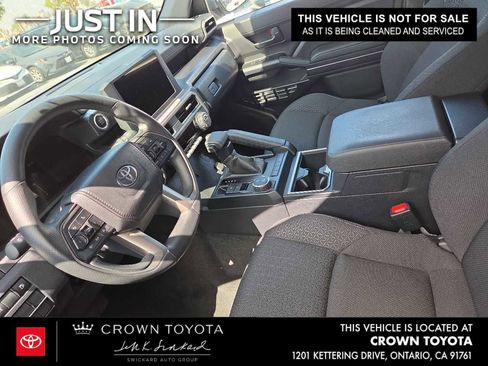 Used 2026 Toyota 4Runner SR5 RWD image 4