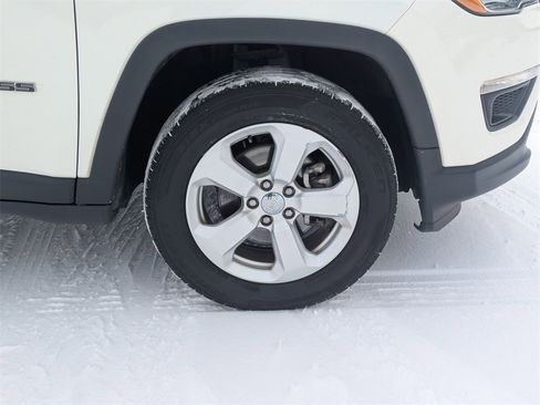 Used 2019 Jeep Compass Latitude image 22