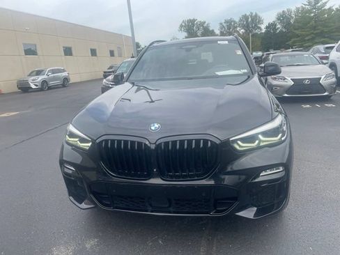 Used 2021 BMW X5 M50i AWD/4WD image 2
