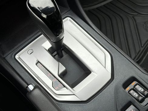 Used 2023 Subaru Crosstrek 2.0i Premium image 23