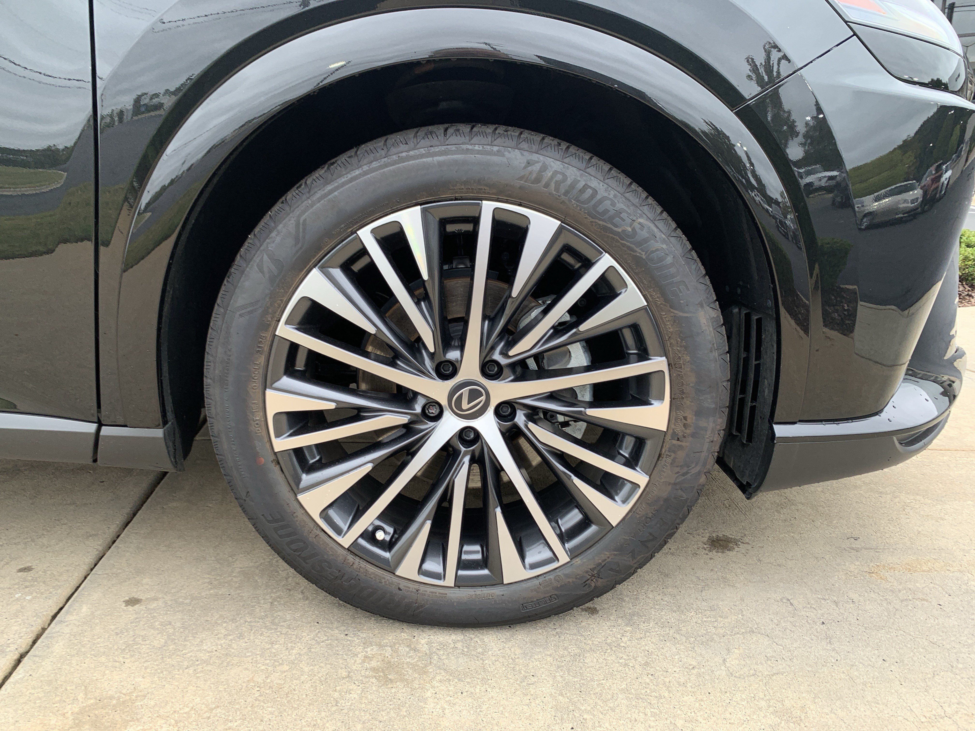 Used 2026 Lexus RX 350 Premium Plus w/ Accessory Package (Z1) FWD image 13