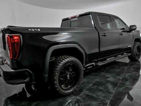 Used 2022 GMC Sierra 1500 Elevation w/ Elevation Premium Package AWD/4WD image 9