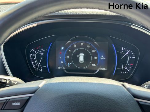 Used 2019 Hyundai Santa Fe Limited FWD image 16