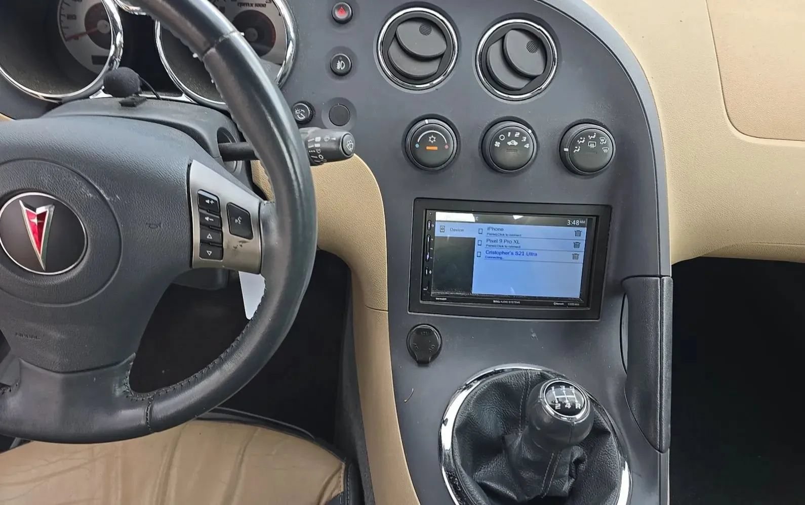 Used 2007 Pontiac Solstice Convertible w/ Premium Package RWD image 21