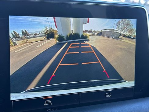 Used 2023 GMC Yukon AT4 image 28