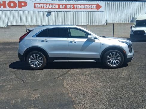 Used 2019 Cadillac XT4 Premium Luxury FWD image 2
