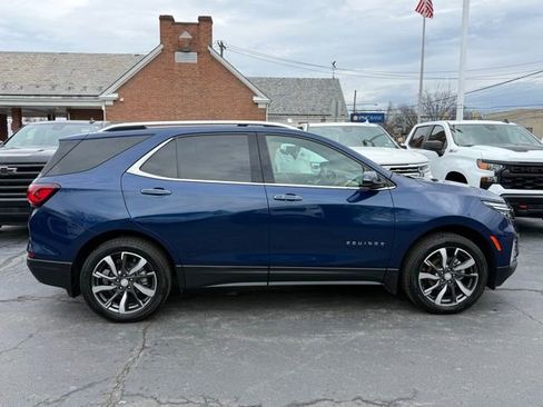Used 2023 Chevrolet Equinox Premier image 8