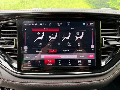 Used 2024 Dodge Durango R/T AWD/4WD image 29