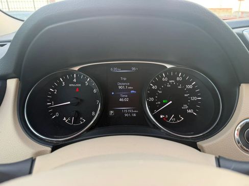 Used 2015 Nissan Rogue SL FWD image 17