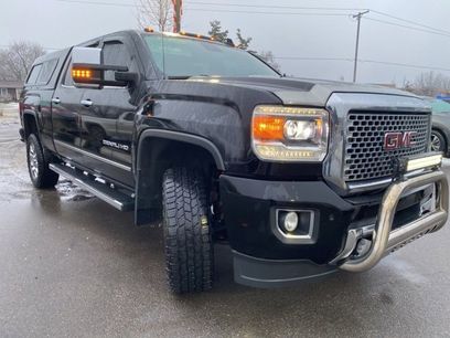 Used 2015 GMC Sierra 2500 Denali w/ Duramax Plus Package