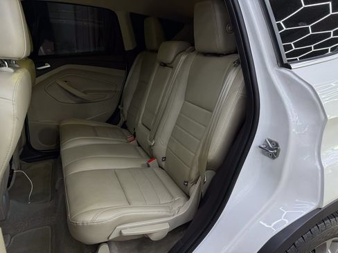Used 2016 Ford Escape Titanium FWD image 18