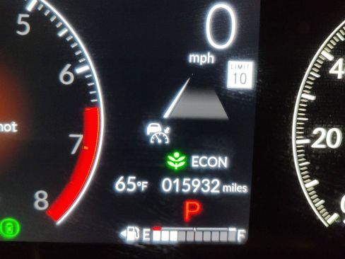 Used 2023 Honda CR-V EX-L image 17