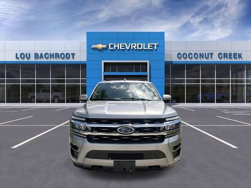 Used 2023 Ford Expedition Max Limited AWD/4WD image 3