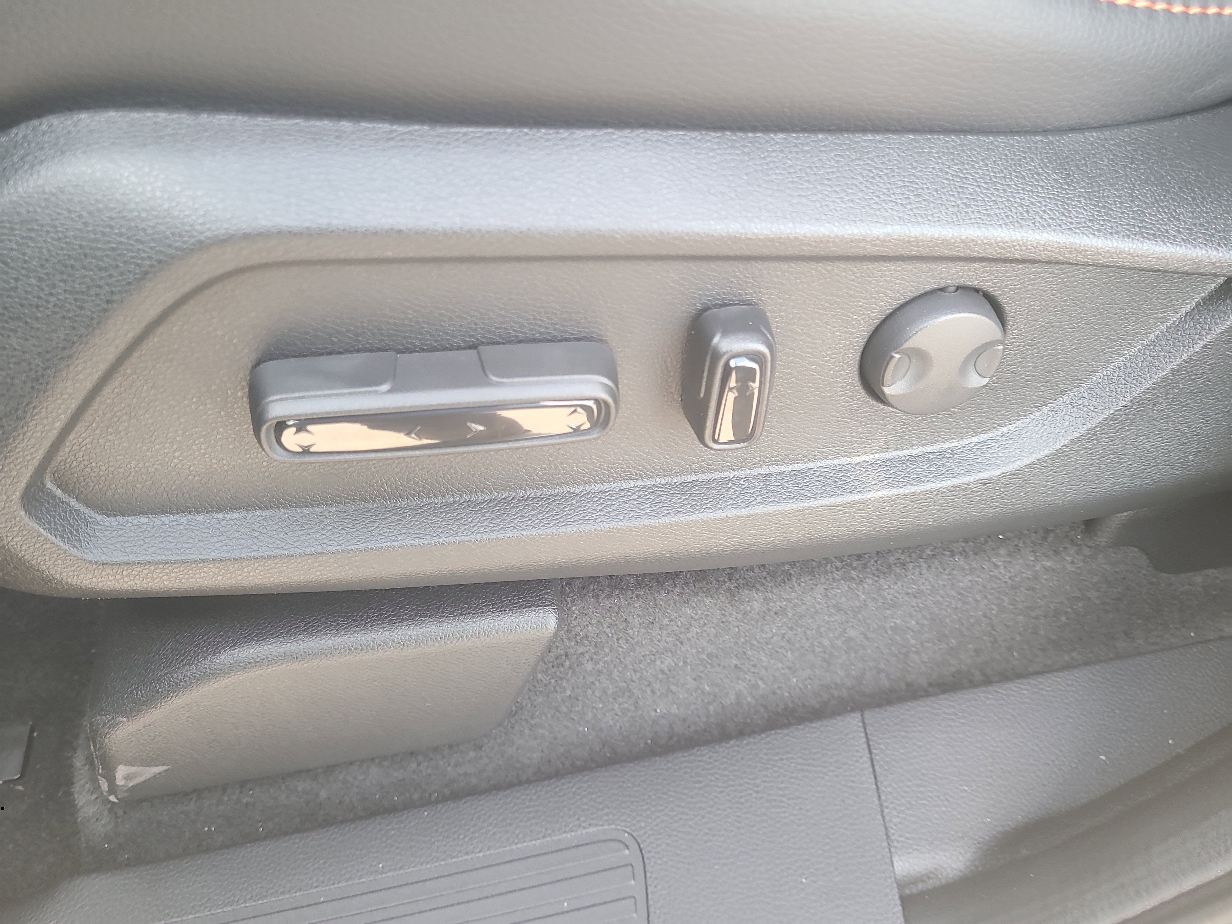 Used 2026 Honda Pilot TrailSport image 14