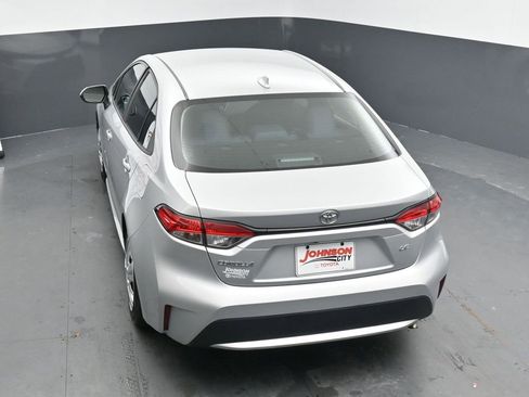 Used 2020 Toyota Corolla LE image 30