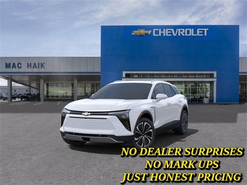 New 2025 Chevrolet Blazer EV LT image 8