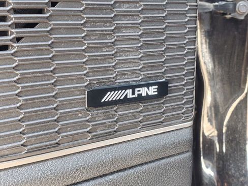 Used 2022 Jeep Grand Cherokee L Limited image 19