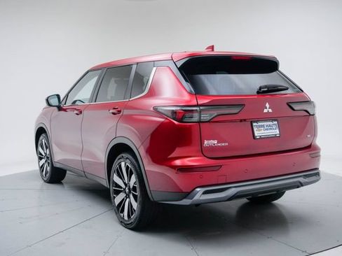 Used 2025 Mitsubishi Outlander SE AWD/4WD image 4