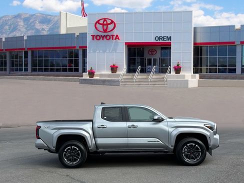 New 2026 Toyota Tacoma TRD Sport AWD/4WD image 3
